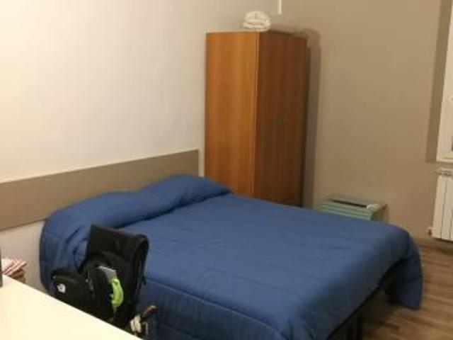 Stanza in appartamento in affitto a Modena