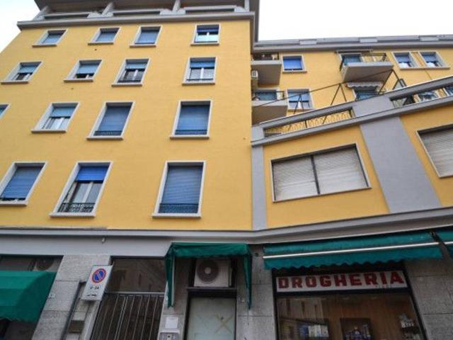 Stanza in appartamento in affitto a Parma