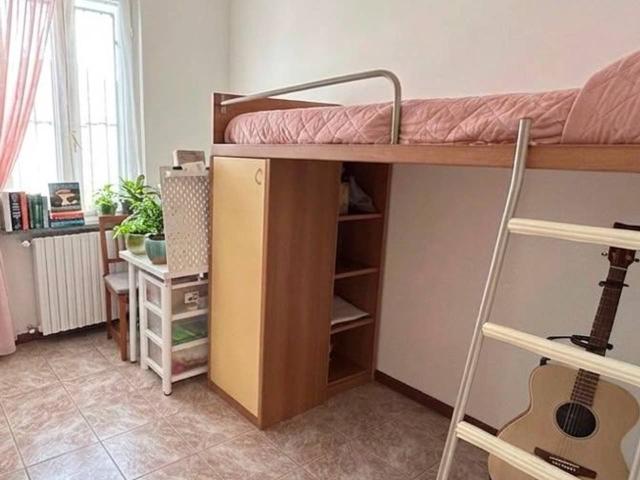 Stanza in appartamento in affitto a Pavia