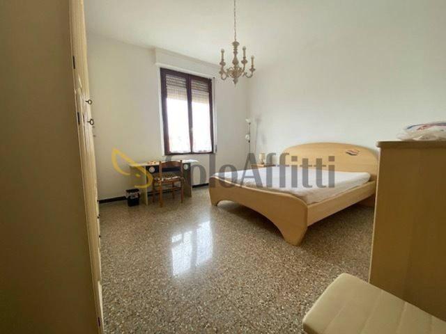Stanza in appartamento in affitto a Siena