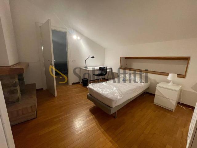 Stanza in appartamento in affitto a Siena
