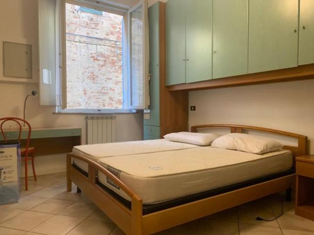 Stanza in appartamento in affitto a Siena