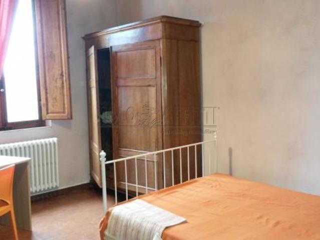 Stanza in appartamento in affitto a Siena