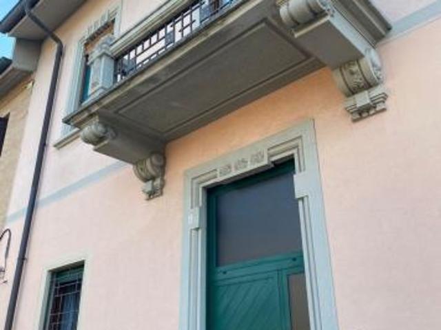 Stanza in indipendente in affitto a Seregno