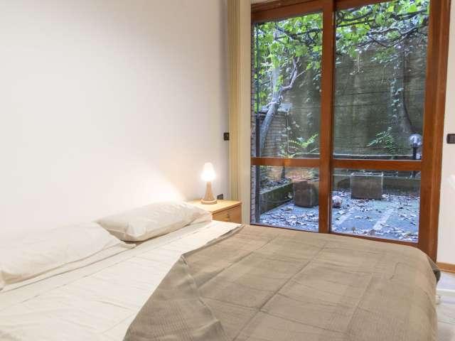 Stanza in un appartamento condiviso con 3 camere da letto in affitto a Fleming, Roma
