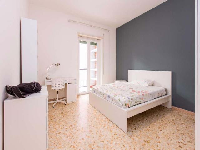 Stanza in Via Oderisi Da Gubbio