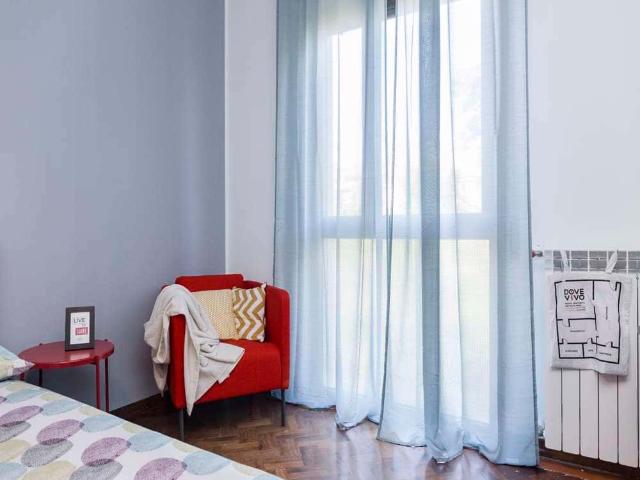 Stanza in Viale Giovanni Vicini