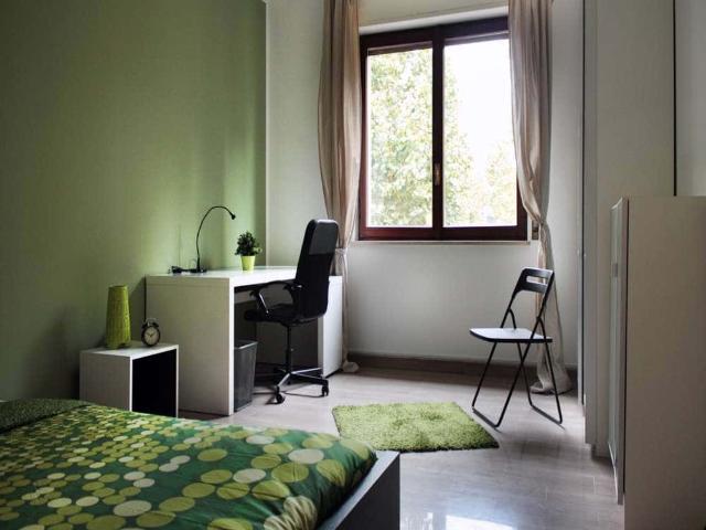 Stanza in Viale Lunigiana