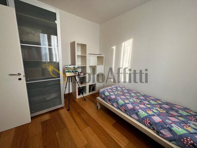 Stanza in villa in affitto a Modena