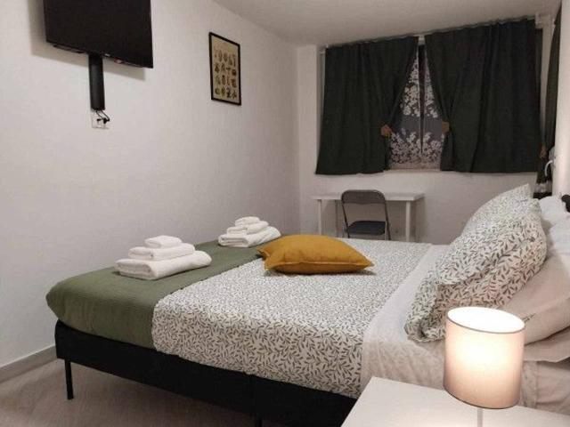 Stanza in villa in affitto a Roma
