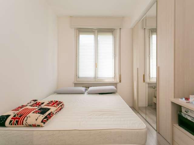 Stanza moderna in affitto in appartamento con 10 camere da letto a Ghisolfa