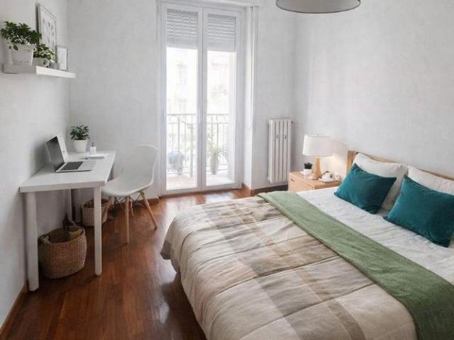 Stanza matrimoniale con bagno privato m3 corvetto