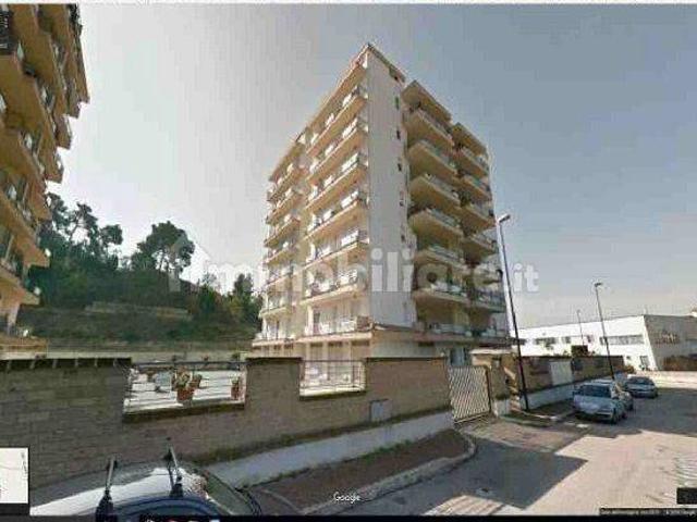 Stanza singola via Celestino V 3, Pescara
