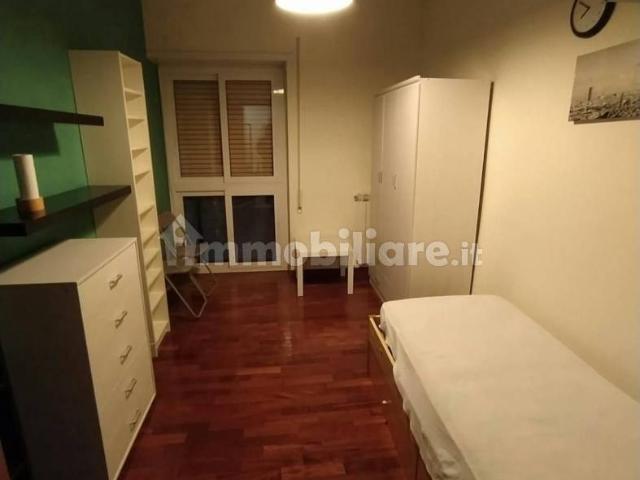Stanza singola via Cipriano Facchinetti, Roma