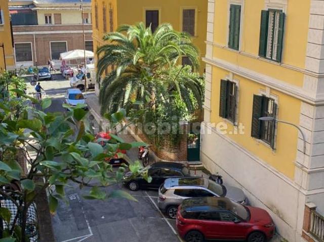 Stanza singola via Cuneo, Roma