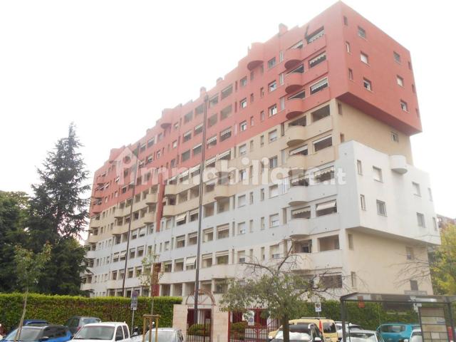 Stanza singola via Antonio Cechov 15, Milano