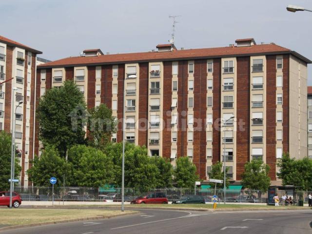 Stanza singola via Appennini 9, Milano
