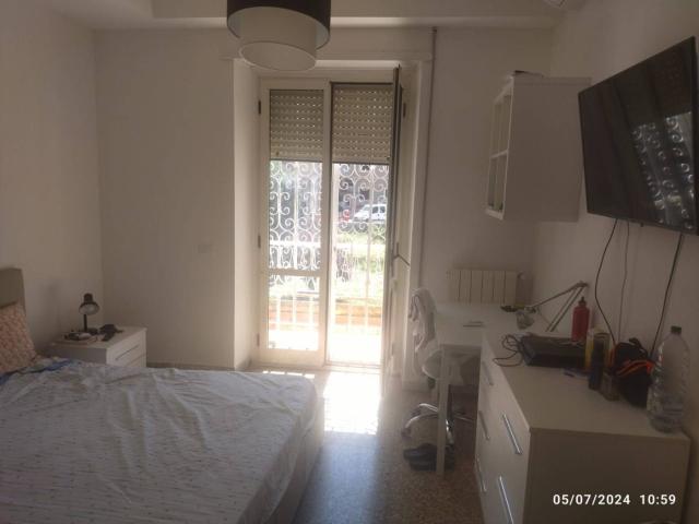 Stanza singola via Bolzano 32, Roma