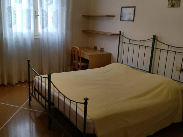 Stanza singola via Baldassarre Carrati, Bologna