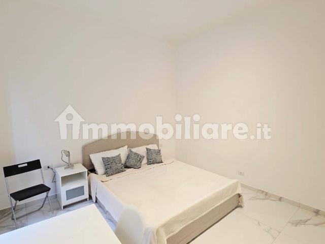 Stanza singola via Bettino da Trezzo 14, Milano
