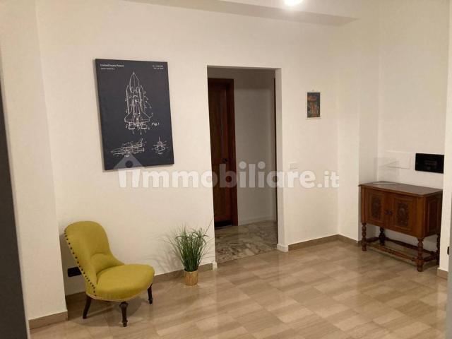 Stanza singola via Belgirate 20, Milano