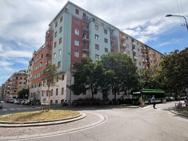 Stanza singola via Gaetano Strambio 10, Milano