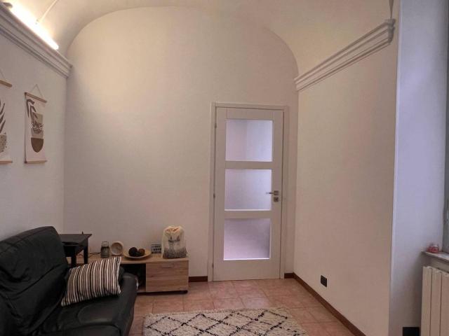 Stanza singola via Giuseppe Barbaroux 41, Torino