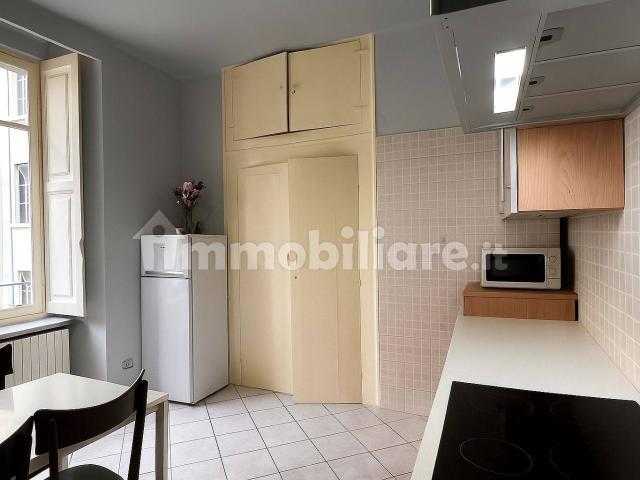 Stanza singola via Giuseppe Barbaroux 41, Torino