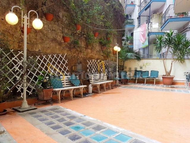 Stanza singola via Giacinto Gigante, Napoli