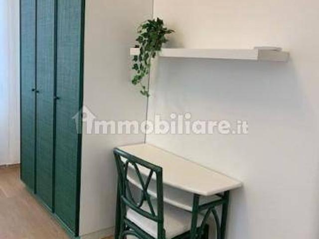 Stanza singola via Giotto 1, Varese