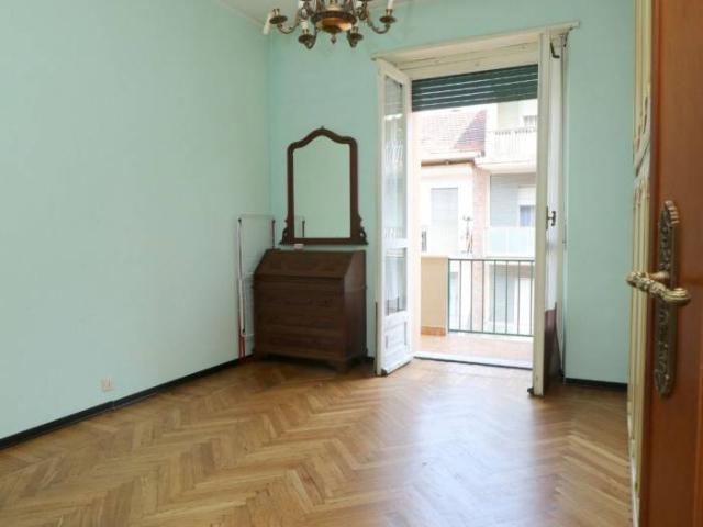 Stanza singola via Graglia 5, Torino