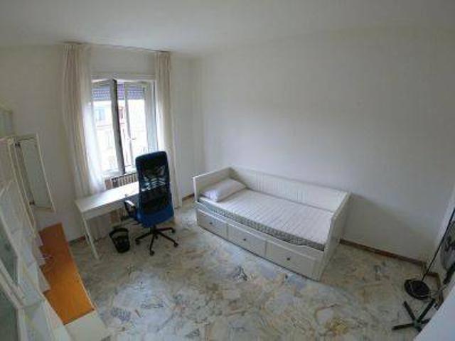Stanza singola via Guido Cavalcanti 3, Milano