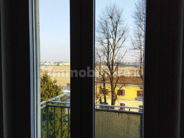 Stanza singola via della Stazione 9, Lacchiarella
