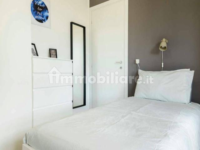 Stanza singola via delle Ande, Milano