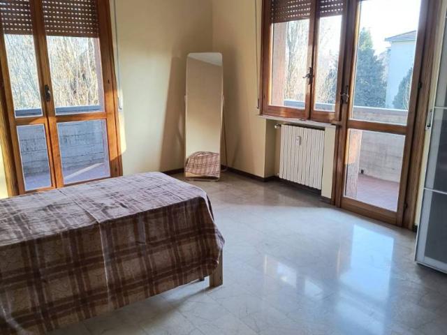 Stanza singola via Emilia Est 77E, Parma