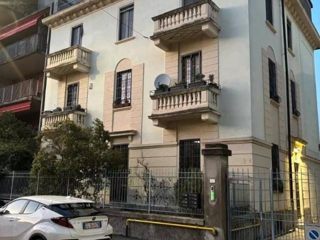 Stanza singola via Eraclito 9, Milano