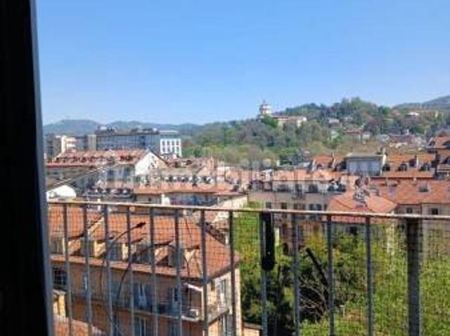 Stanza singola via Fratelli Calandra 23, Torino