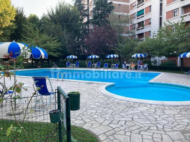 Stanza singola via Fratelli Bressan 14, Milano