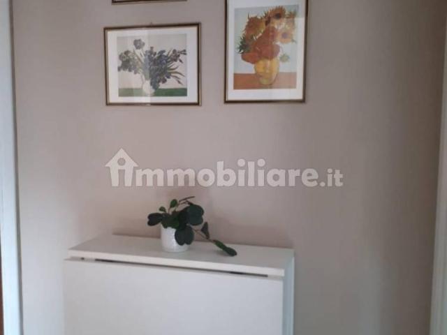 Stanza singola via Orbetello 4, Milano