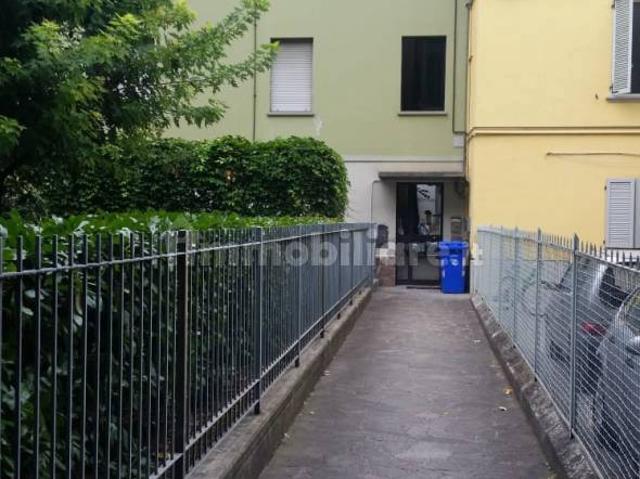 Stanza singola via La Spezia 25, Parma
