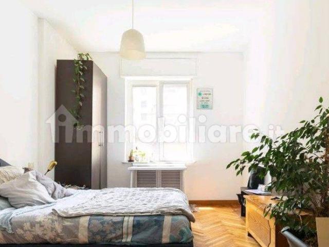 Stanza singola via Labeone, Milano