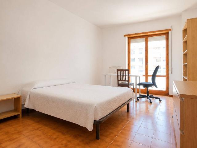 Stanza singola via Libero Leonardi 120, Roma