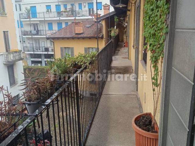 Stanza singola via Luigi Canonica 72, Milano