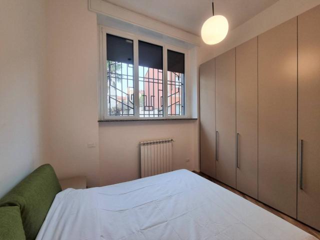 Stanza singola via Luigi Manzotti 27, Milano