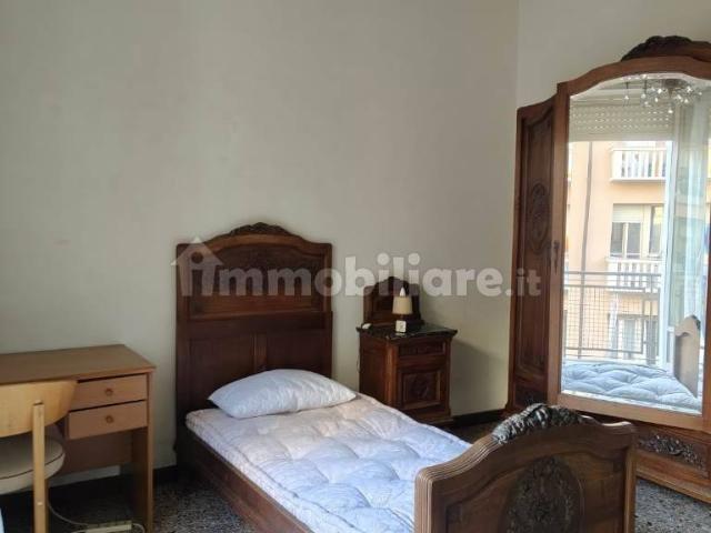 Stanza singola via Mombasiglio 18, Torino