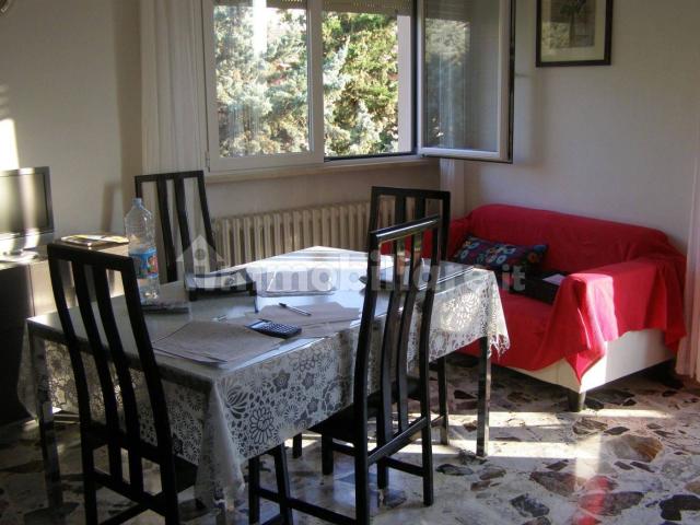 Stanza singola via Monte Carpegna 6, Ancona