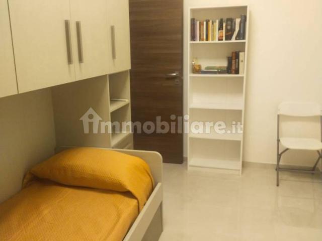 Stanza singola via Marsiglia, Pomezia