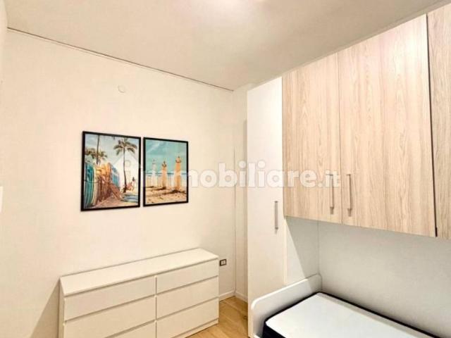 Stanza singola via San Giusto 37, Milano