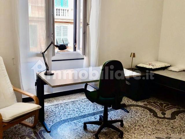 Stanza singola via Palestro 29, Genova