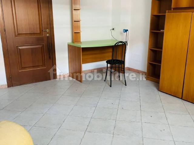 Stanza singola via Privata Don Luigi Guanella 1, Cinisello Balsamo